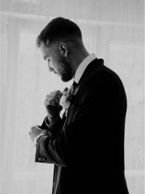 Classic never goes out of style.
.
.
.
.
.
#WeddingPhotography #GroomStyle #WeddingDay #Mladozenja #Vencanje